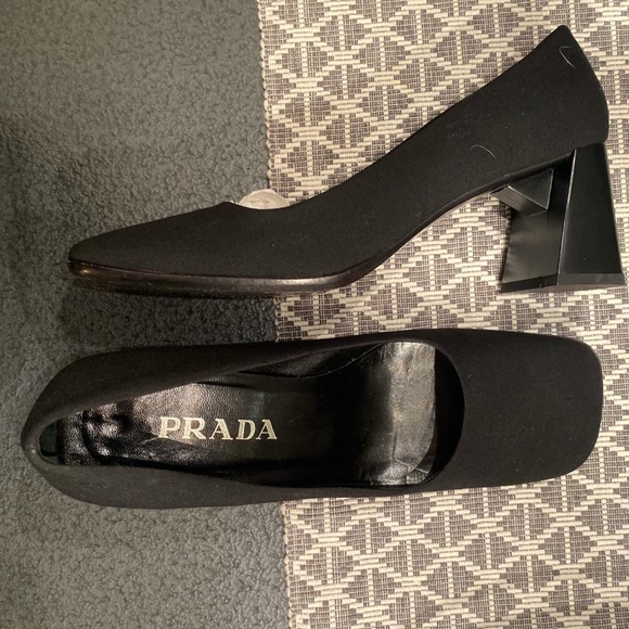 Women’s Prada Heels - Picture 1 of 2